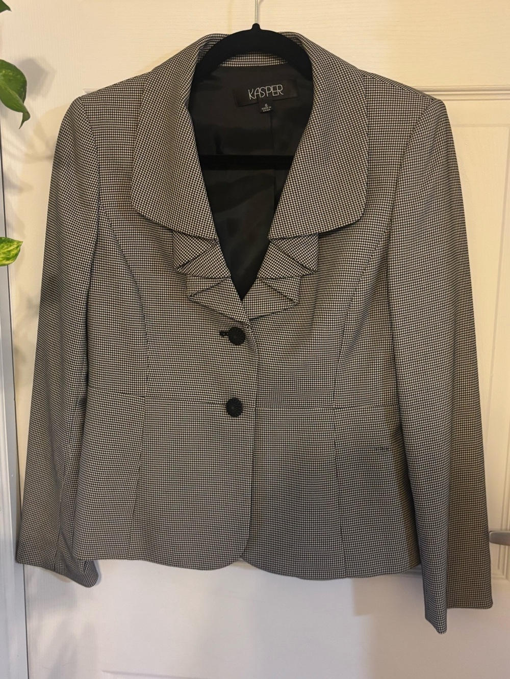 Kasper Ruffle Black & White Houndstooth Blazer
